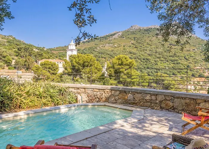 Maison A Torra 코르바라