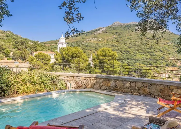 別荘 Maison A Torra コルバーラ