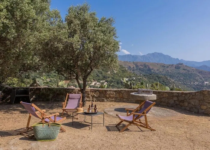 Maison A Torra * コルバーラ